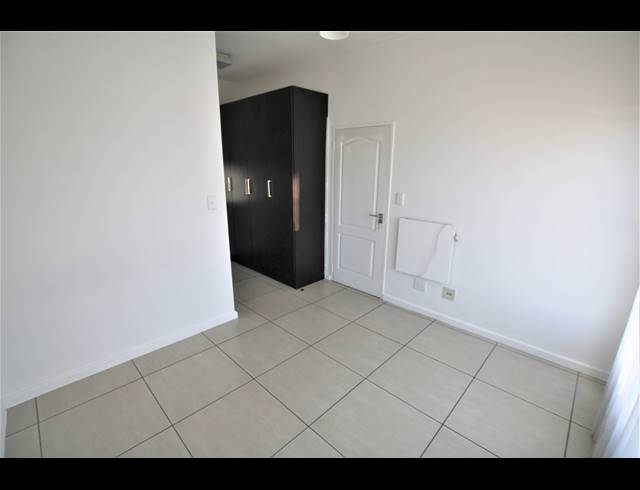 1 BEDROOM APARTMENT TO LET IN GREENSTONE HILL
